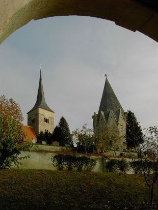 kirche, church, église, tor, gate, porte, tür, door, porte, kirchhof, churchyard, graveyard, cimetère, pulkau, retzerland